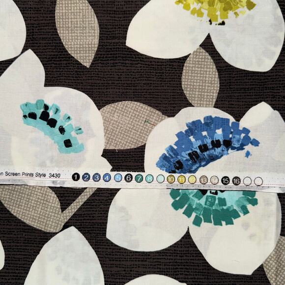 Cachet by Michele D'Amore Designs - Benartex Fabric - Large Flower - 1/2 Yard - Picture 5 of 7